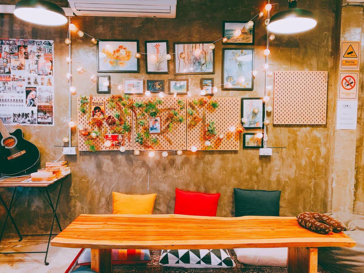 방콕 Oasis Cafe And Nap 호스텔 외부 사진